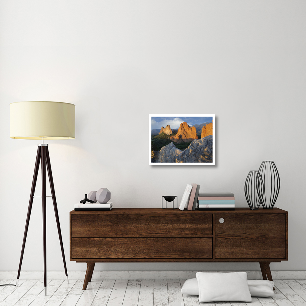 Gray Rock and South Gateway Rock, conglomerate sandstone formations, Garden of the Gods, Colorado Springs, Colorado-Paper Art-26&quotx20"